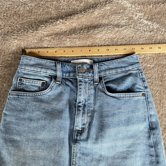 Denim Forum The Pin Up Light Wash Denim Skirt Size 26 - Picture 11 of 11